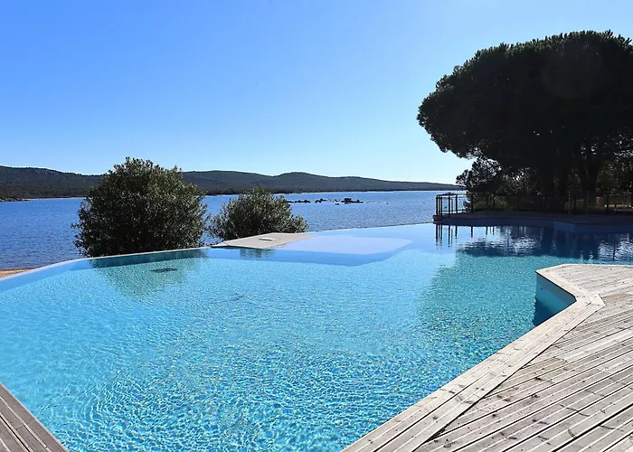 Cala Di Sole - T2 Cabine, Piscine & アパート